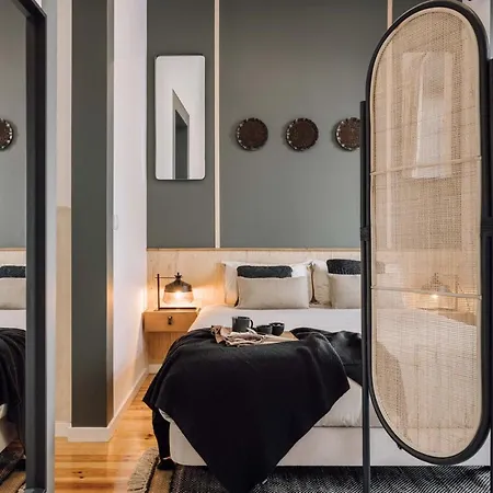 Targa - 1 Bedroom And Balcony In Principe Real 아파트